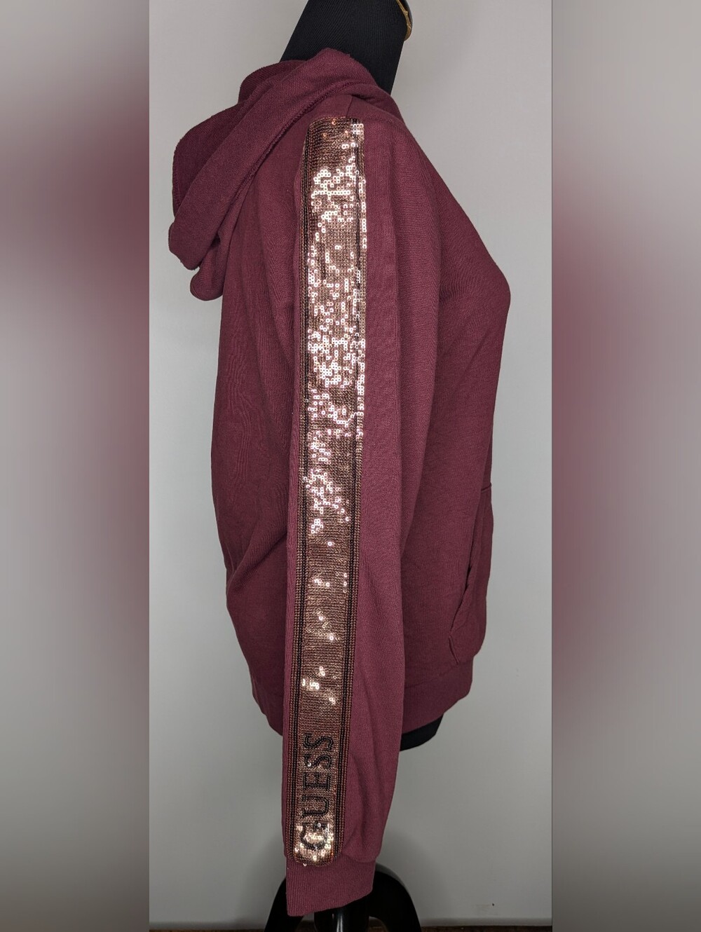 GUESS Women's Full Zip Hoodie Maroon Rose Gold Sequin Logo Sleeves Pockets Sz M